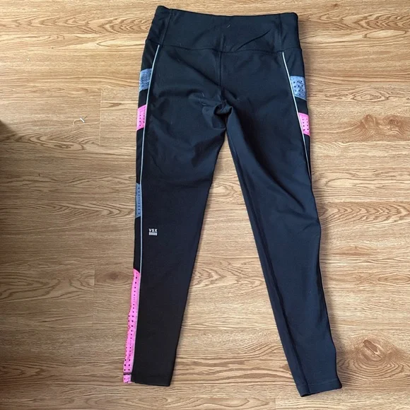 Victoria's Secret Black VSX Sport Leggings - Picture 3 of 4